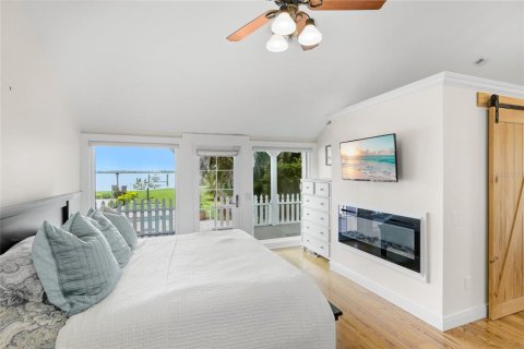 House in Bradenton, Florida 3 bedrooms, 188.41 sq.m. № 2202710 - photo 30