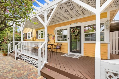 House in Bradenton, Florida 3 bedrooms, 188.41 sq.m. № 2202710 - photo 14