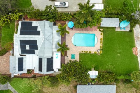 House in Bradenton, Florida 3 bedrooms, 188.41 sq.m. № 2202710 - photo 7