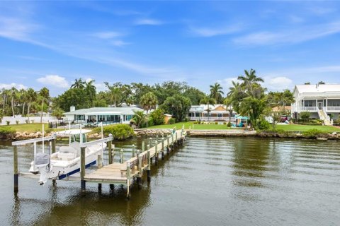 House in Bradenton, Florida 3 bedrooms, 188.41 sq.m. № 2202710 - photo 10