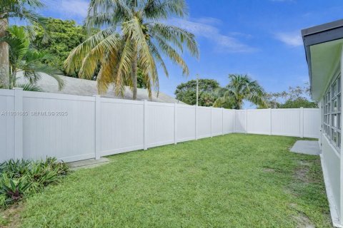 Купить виллу или дом в Помпано-Бич, Флорида 4 спальни, 138.33м2, № 1990905 - фото 26