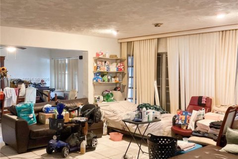 Villa ou maison à West Park, Floride 3 chambres, 138.42 m2 № 2044227