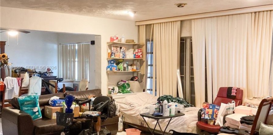 Casa en West Park, Florida 3 dormitorios, 138.42 m2 № 2044227