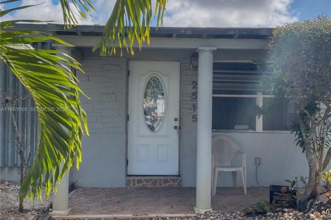 Casa en venta en West Park, Florida, 3 dormitorios, 138.42 m2 № 2044227 - foto 7