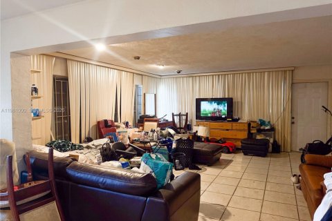 Casa en venta en West Park, Florida, 3 dormitorios, 138.42 m2 № 2044227 - foto 12