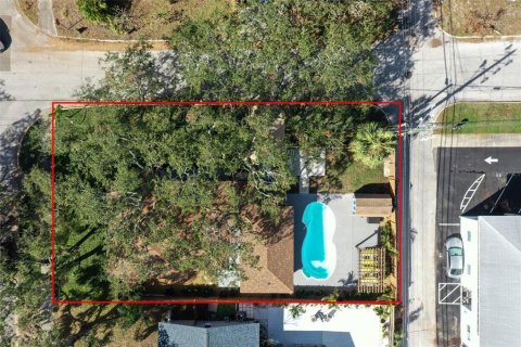 House in Saint Petersburg, Florida 3 bedrooms, 144.56 sq.m. № 1440885 - photo 23