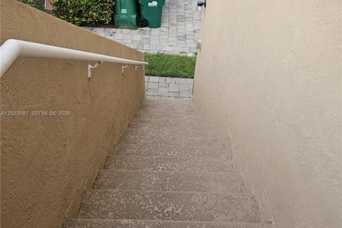 Touwnhouse à Miami, Floride 1 chambre, 214.79 m2 № 2154709