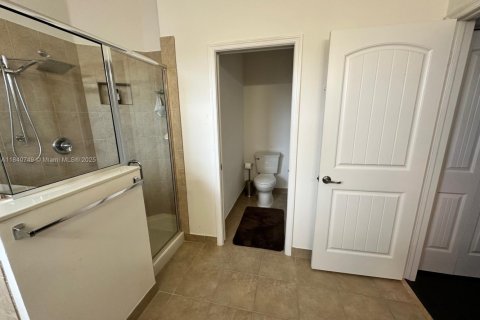 House in Homestead, Florida 4 bedrooms, 239.87 sq.m. № 1841177 - photo 15