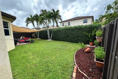 House in Homestead, Florida 4 bedrooms, 239.87 sq.m. № 1841177 - photo 3