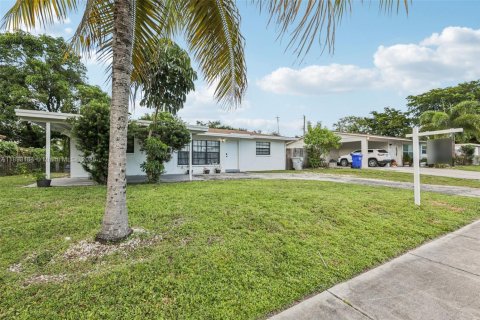Casa en venta en Pompano Beach, Florida, 3 dormitorios, 112.88 m2 № 1954028 - foto 6