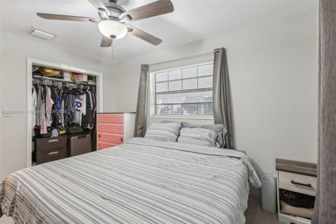 Casa en venta en Pompano Beach, Florida, 3 dormitorios, 112.88 m2 № 1954028 - foto 18