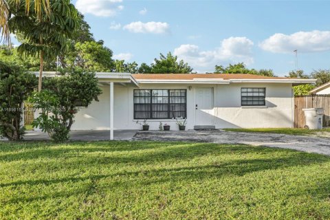 Casa en venta en Pompano Beach, Florida, 3 dormitorios, 112.88 m2 № 1954028 - foto 4