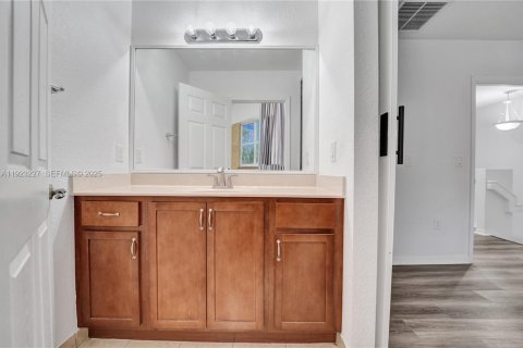 Купить виллу или дом в Мирамар, Флорида 3 спальни, 153.85м2, № 1976908 - фото 28