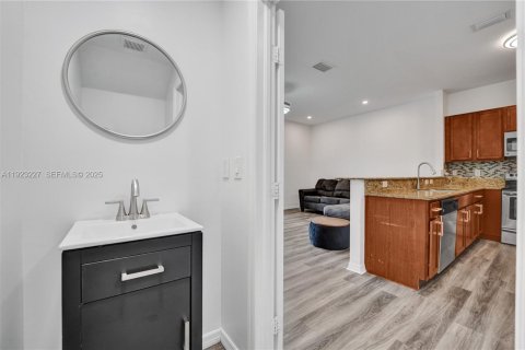 Купить виллу или дом в Мирамар, Флорида 3 спальни, 153.85м2, № 1976908 - фото 16