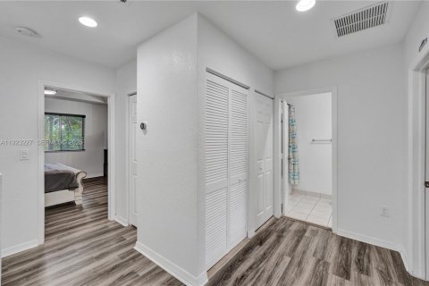 Купить виллу или дом в Мирамар, Флорида 3 спальни, 153.85м2, № 1976908 - фото 29