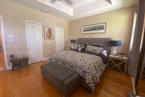 Touwnhouse à louer à Miami, Floride: 3 chambres, 146.69 m2 № 2386876 - photo 4