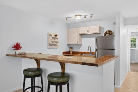 Condo in Winter Park, Florida, 1 bedroom  № 2396175 - photo 8