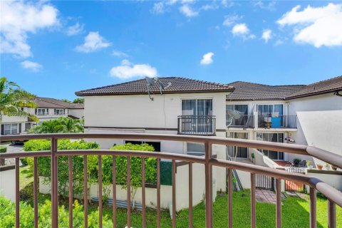 Copropriété à vendre à Miami, Floride: 3 chambres, 122.63 m2 № 1942177 - photo 4