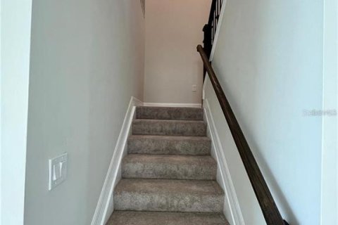 Casa en alquiler en North Port, Florida, 5 dormitorios, 339.28 m2 № 1648593 - foto 24