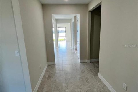 Casa en alquiler en North Port, Florida, 5 dormitorios, 339.28 m2 № 1648593 - foto 28