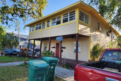 House in Palmetto, Florida 4 bedrooms, 285.4 sq.m. № 1804835 - photo 12