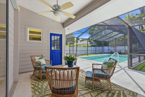 House in Sarasota, Florida 4 bedrooms, 186.08 sq.m. № 2129175 - photo 23