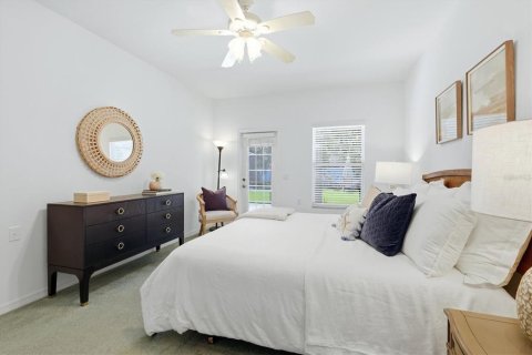 House in Sarasota, Florida 4 bedrooms, 186.08 sq.m. № 2129175 - photo 15