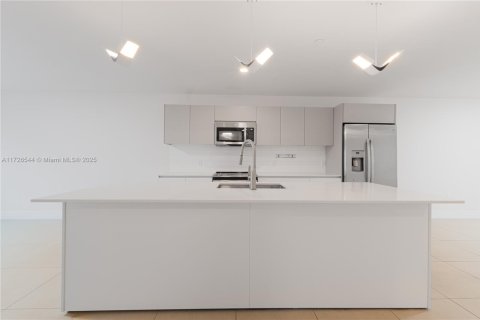 Adosado en venta en Miami, Florida, 3 dormitorios, 127.83 m2 № 1481606 - foto 9
