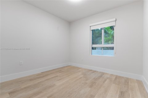 Adosado en venta en Miami, Florida, 3 dormitorios, 127.83 m2 № 1481606 - foto 15