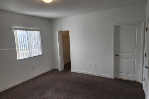 Touwnhouse à louer à Florida City, Floride: 4 chambres, 160.72 m2 № 1954070 - photo 24