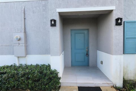 Touwnhouse à louer à Florida City, Floride: 4 chambres, 160.72 m2 № 1954070 - photo 8