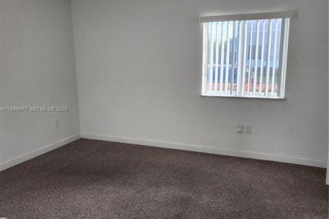 Touwnhouse à louer à Florida City, Floride: 4 chambres, 160.72 m2 № 1954070 - photo 23