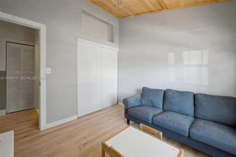 Villa ou maison à vendre à Pembroke Pines, Floride: 3 chambres, 108.88 m2 № 1996133 - photo 10