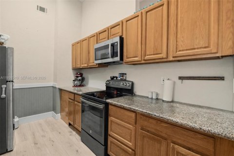 Villa ou maison à vendre à Pembroke Pines, Floride: 3 chambres, 108.88 m2 № 1996133 - photo 17