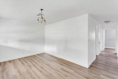 Купить виллу или дом в Орландо, Флорида 8 комнат, 151.24м2, № 1525017 - фото 13