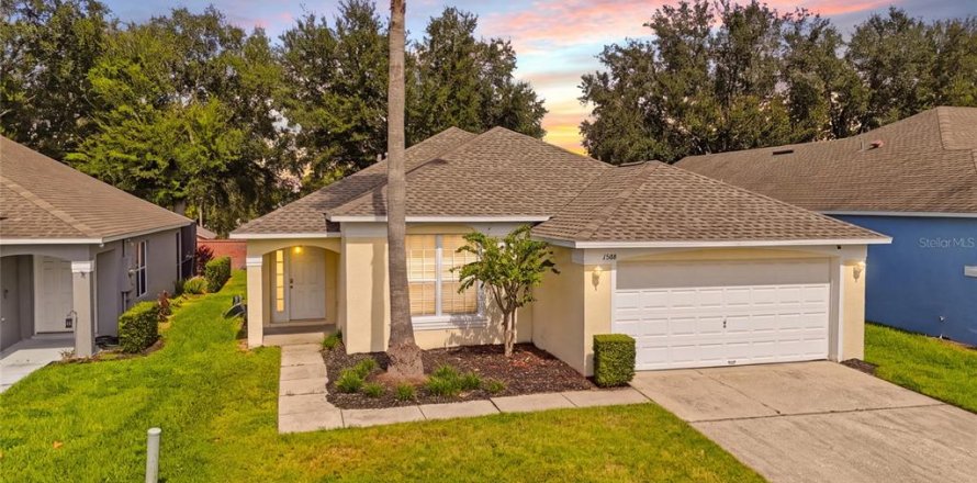 Villa ou maison à Davenport, Floride 4 chambres, 145.11 m2 № 2409799