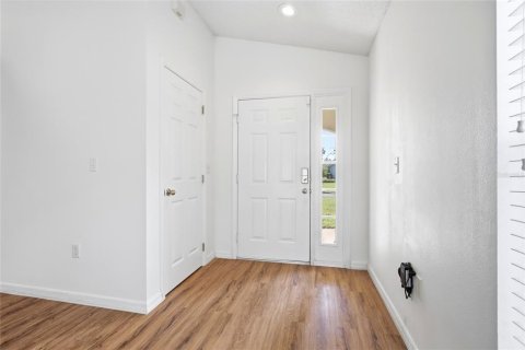 Villa ou maison à vendre à Davenport, Floride: 4 chambres, 145.11 m2 № 2409799 - photo 3
