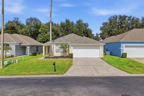 Villa ou maison à vendre à Davenport, Floride: 4 chambres, 145.11 m2 № 2409799 - photo 2