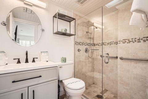 House in Holmes Beach, Florida 2 bedrooms, 97.55 sq.m. № 1725414 - photo 9