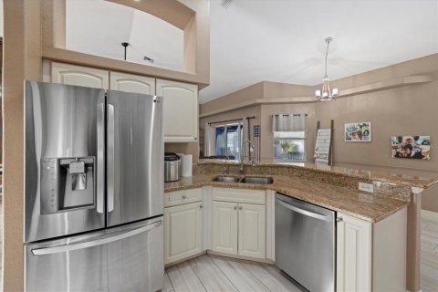 Casa en venta en North Port, Florida, 2 dormitorios, 197.88 m2 № 1757941 - foto 16