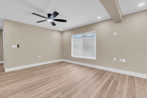 Casa en venta en Port Richey, Florida, 3 dormitorios, 157.93 m2 № 2383891 - foto 11