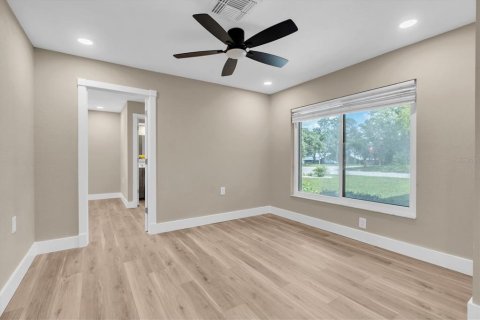 Casa en venta en Port Richey, Florida, 3 dormitorios, 157.93 m2 № 2383891 - foto 9