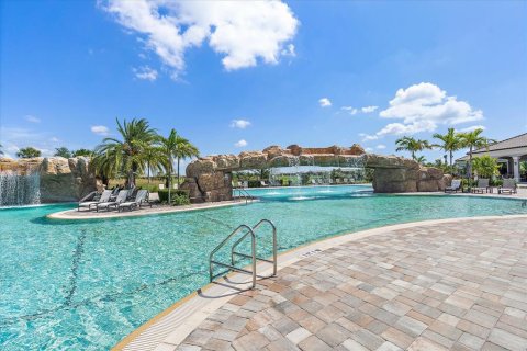 Condominio en venta en Bradenton, Florida, 2 dormitorios, 106.09 m2 № 2312899 - foto 18