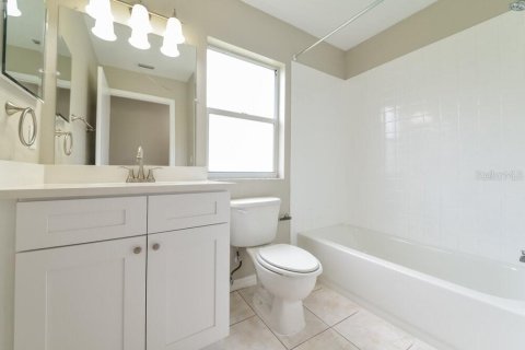 Villa ou maison à louer à Riverview, Floride: 3 chambres, 107.12 m2 № 2436809 - photo 15