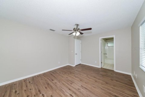Villa ou maison à louer à Riverview, Floride: 3 chambres, 107.12 m2 № 2436809 - photo 10