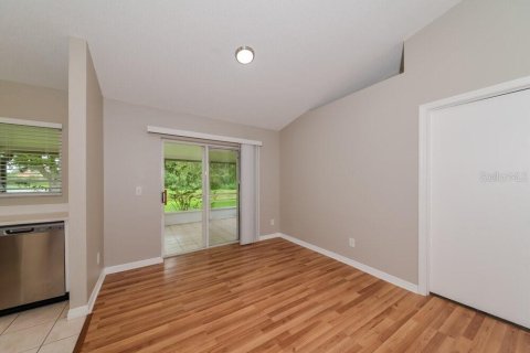 Villa ou maison à louer à Riverview, Floride: 3 chambres, 107.12 m2 № 2436809 - photo 5