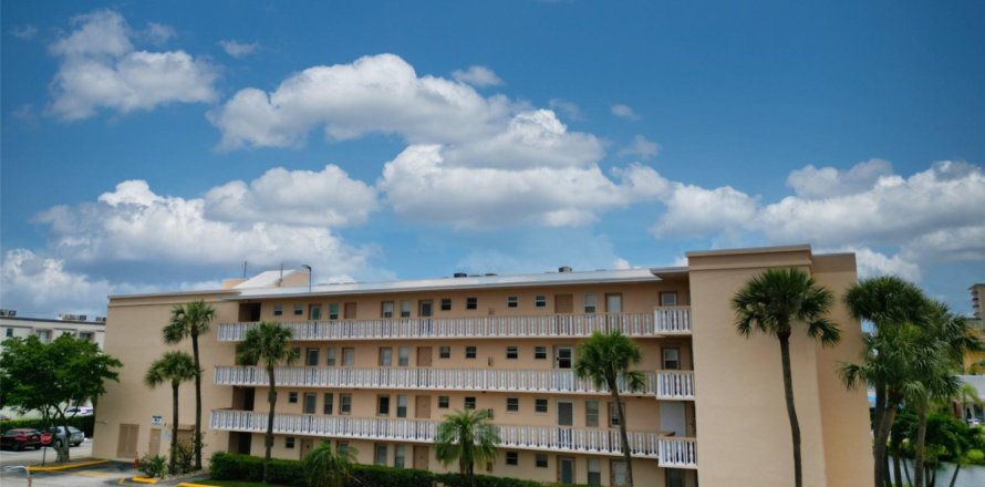 Condominio en Dania Beach, Florida, 1 dormitorio № 1231334