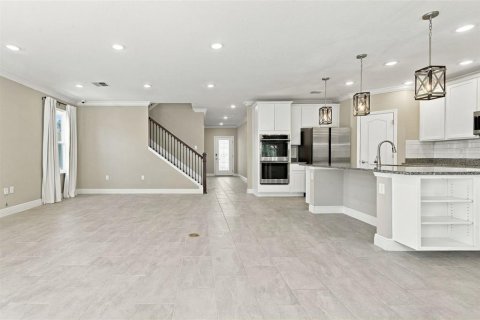Villa ou maison à vendre à DeLand, Floride: 5 chambres, 284.19 m2 № 2418481 - photo 6