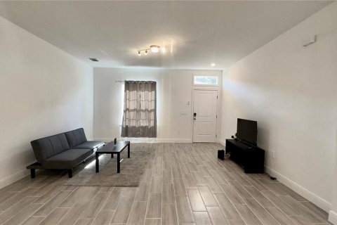 Casa en alquiler en Kissimmee, Florida, 2 dormitorios, 98.1 m2 № 1884734 - foto 6