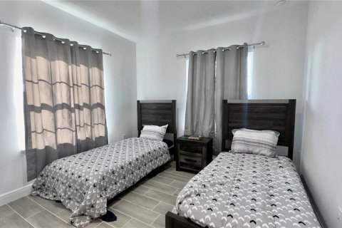 Casa en alquiler en Kissimmee, Florida, 2 dormitorios, 98.1 m2 № 1884734 - foto 8